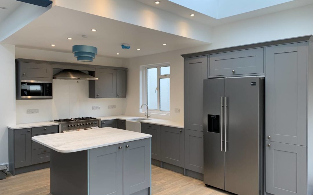 What are the benefits of open plan living?